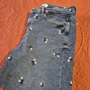 Kensie High Rise Straight Denim Jeans with Floral Detail